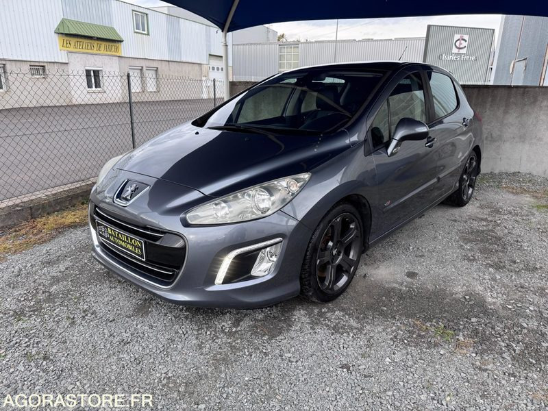 Peugeot 308 1.6 THP 16v 200ch GTi 5p - Автомобил: слика 1 Peugeot 308 1.6 THP 16v 200ch GTi 5p - Автомобил: слика 1