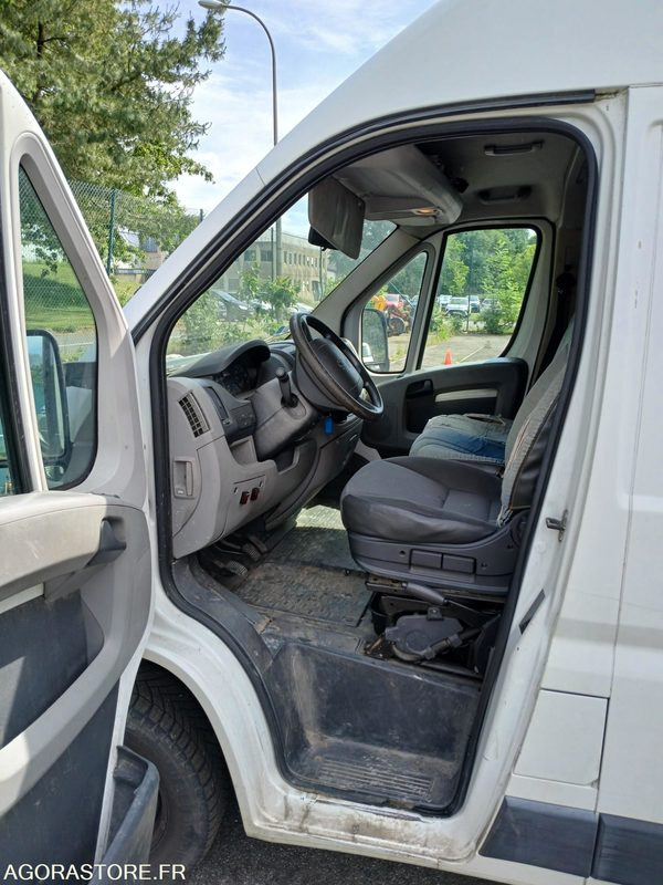 Peugeot Boxer (54410) - Товарно комбе: слика 4 Peugeot Boxer (54410) - Товарно комбе: слика 4