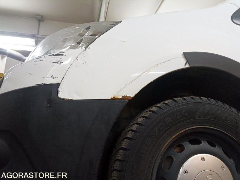 Peugeot Partner (pour pièces) - Мало комбе: слика 2 Peugeot Partner (pour pièces) - Мало комбе: слика 2