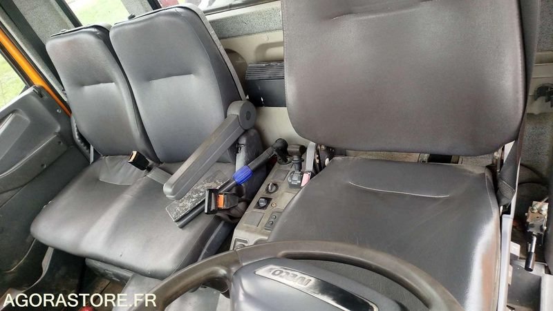 IVECO EURO CARGO - 2005 - 198613 KM - 648BLA31 - Полуприколка: слика 4 IVECO EURO CARGO - 2005 - 198613 KM - 648BLA31 - Полуприколка: слика 4