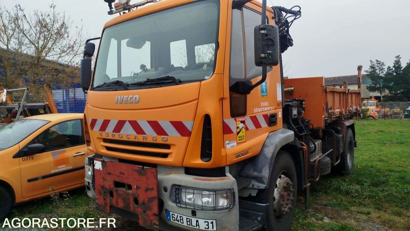 IVECO EURO CARGO - 2005 - 198613 KM - 648BLA31 - Полуприколка: слика 1 IVECO EURO CARGO - 2005 - 198613 KM - 648BLA31 - Полуприколка: слика 1