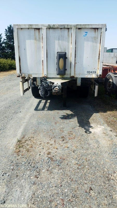 REMORQUE - SAMRO REMORQUE 3ESS PLATEAU - 2004 - BG-713-LR - Приколка: слика 4 REMORQUE - SAMRO REMORQUE 3ESS PLATEAU - 2004 - BG-713-LR - Приколка: слика 4