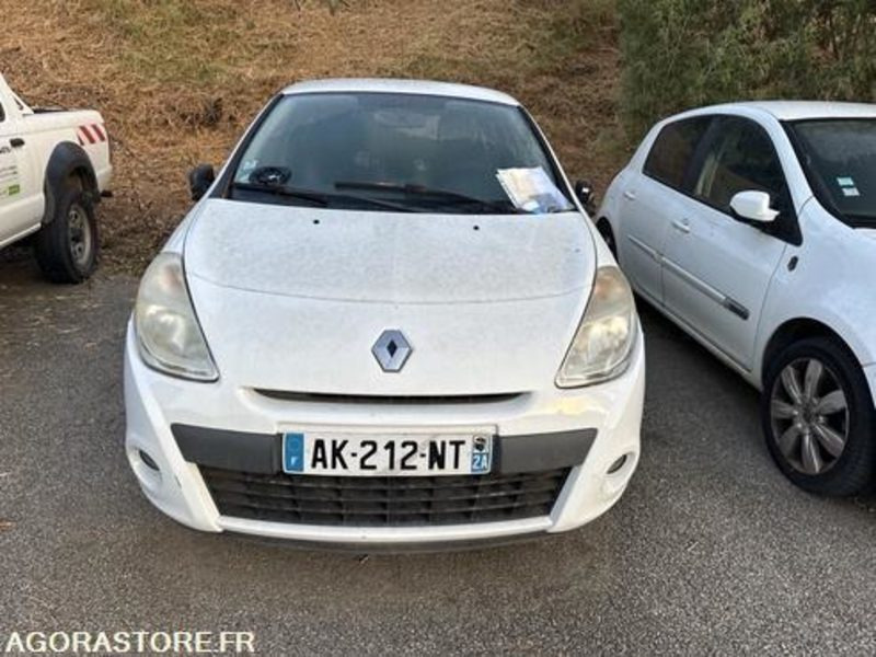 RENAULT CLIO - 2010 - 104062KM - AK212NT - Автомобил: слика 1 RENAULT CLIO - 2010 - 104062KM - AK212NT - Автомобил: слика 1