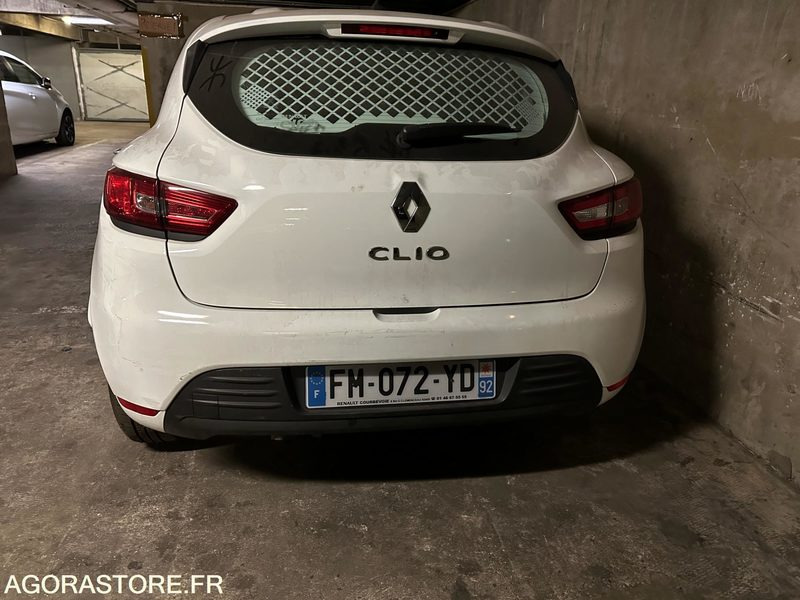 RENAULT CLIO - 2020 - 1858 KM - Автомобил: слика 4 RENAULT CLIO - 2020 - 1858 KM - Автомобил: слика 4