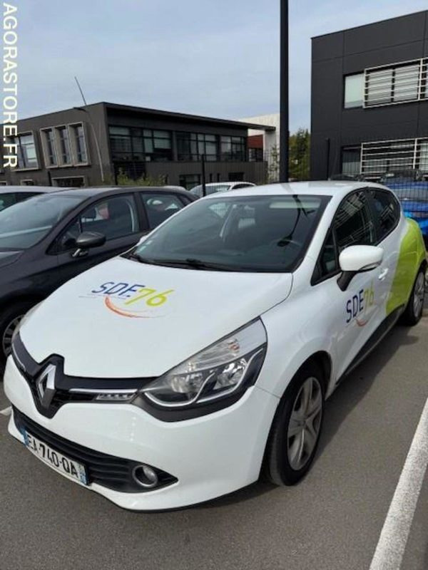 RENAULT CLIO - Автомобил: слика 2 RENAULT CLIO - Автомобил: слика 2