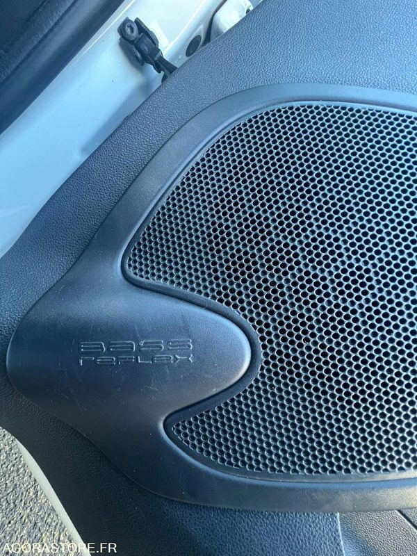 Караван RENAULT CLIO IV ESTATE 241900: слика 16 Караван RENAULT CLIO IV ESTATE 241900: слика 16