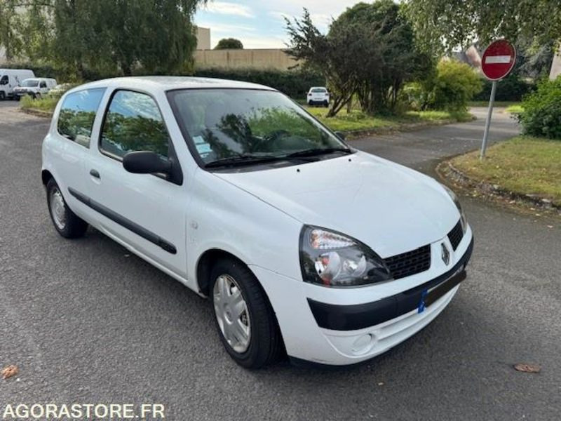 RENAULT CLIO SOCIETE - Автомобил: слика 5 RENAULT CLIO SOCIETE - Автомобил: слика 5