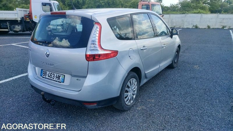 RENAULT GRAND SCÉNIC - 2010 - 292675kms - Автомобил: слика 3 RENAULT GRAND SCÉNIC - 2010 - 292675kms - Автомобил: слика 3