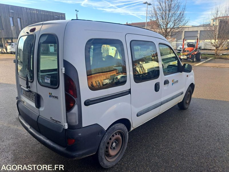 RENAULT KANGOO 157000kms 2000 - Мало комбе: слика 5 RENAULT KANGOO 157000kms 2000 - Мало комбе: слика 5