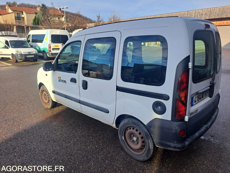 RENAULT KANGOO 157000kms 2000 - Мало комбе: слика 2 RENAULT KANGOO 157000kms 2000 - Мало комбе: слика 2