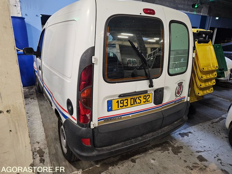 RENAULT KANGOO - 2002 - 64666KM - 193DKS92 - Мало комбе: слика 4 RENAULT KANGOO - 2002 - 64666KM - 193DKS92 - Мало комбе: слика 4