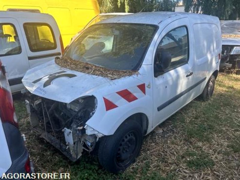 RENAULT KANGOO - 2012 - 189126KM - CH940FW - Мало комбе: слика 4 RENAULT KANGOO - 2012 - 189126KM - CH940FW - Мало комбе: слика 4