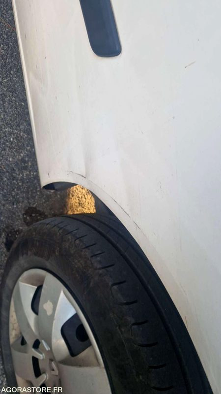 RENAULT KANGOO - 2020 - 142373 KM (FQ-738-XK) - Мало комбе: слика 3 RENAULT KANGOO - 2020 - 142373 KM (FQ-738-XK) - Мало комбе: слика 3