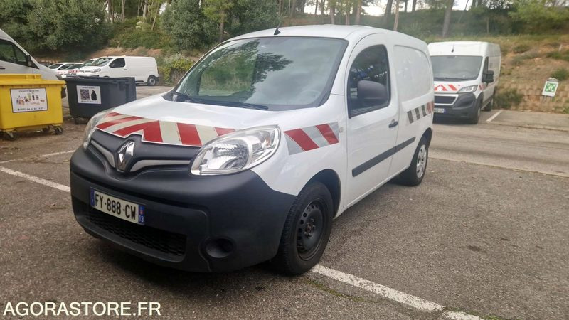 RENAULT KANGOO - 2021 / 151822 KM (FY-888-CW) - Мало комбе: слика 1 RENAULT KANGOO - 2021 / 151822 KM (FY-888-CW) - Мало комбе: слика 1