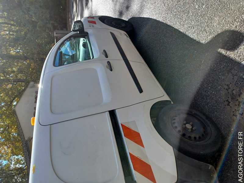 RENAULT KANGOO / REF SCP : 957 - Товарно комбе: слика 3 RENAULT KANGOO / REF SCP : 957 - Товарно комбе: слика 3