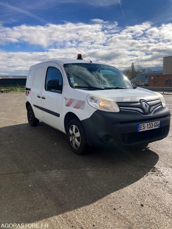 RENAULT KANGOO diesel - Année 2017 - 330 000 km - Мало комбе: слика 3 RENAULT KANGOO diesel - Année 2017 - 330 000 km - Мало комбе: слика 3