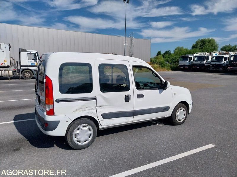 RENAULT Kangoo vitré 2P 2004 (309916Km) ROULANT PRO UNIQUEMENT - Мало комбе: слика 3 RENAULT Kangoo vitré 2P 2004 (309916Km) ROULANT PRO UNIQUEMENT - Мало комбе: слика 3