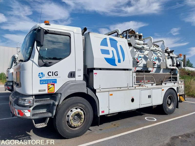 RENAULT Kerax 320 HUWER ADR 2002 (165000Km) ROULANT EXPORT UNIQUEMENT - Вакуумски камион: слика 2 RENAULT Kerax 320 HUWER ADR 2002 (165000Km) ROULANT EXPORT UNIQUEMENT - Вакуумски камион: слика 2