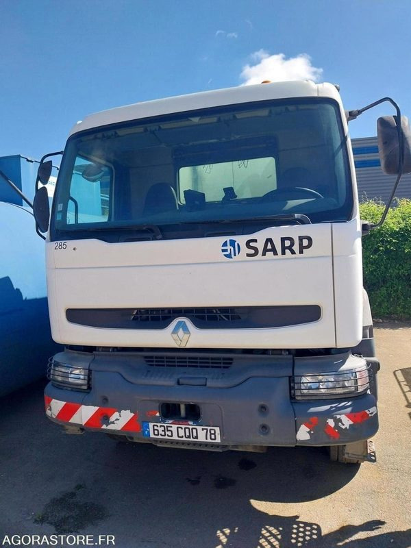 RENAULT Kerax Hydrocureur HUWER 2003 - 225000 KM ROULANT VENTE EXPORT UNIQUEMENT - Вакуумски камион: слика 1 RENAULT Kerax Hydrocureur HUWER 2003 - 225000 KM ROULANT VENTE EXPORT UNIQUEMENT - Вакуумски камион: слика 1