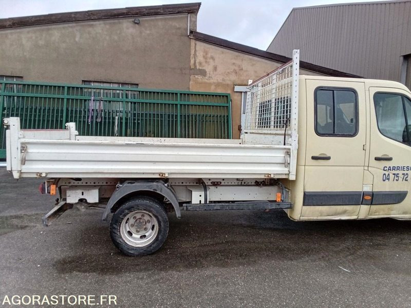 RENAULT MASTER Benne - 2016 - 130150 km - Комби кипер: слика 2 RENAULT MASTER Benne - 2016 - 130150 km - Комби кипер: слика 2
