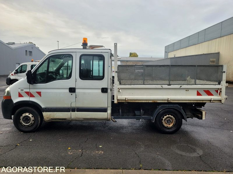 RENAULT MASTER DIESEL - 892CAY57 - VIN VF1HDC2G640586935 - Комби кипер: слика 1 RENAULT MASTER DIESEL - 892CAY57 - VIN VF1HDC2G640586935 - Комби кипер: слика 1