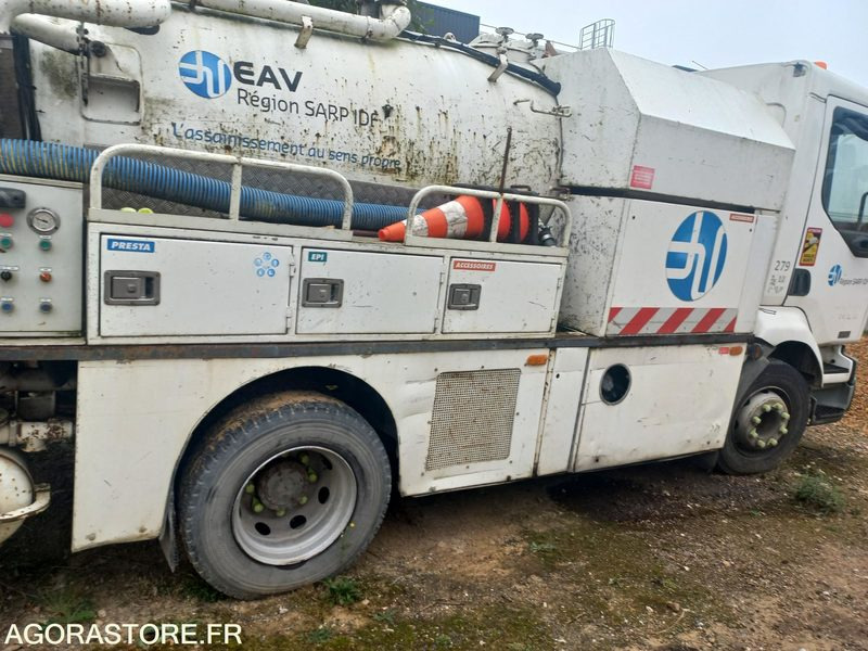 RENAULT Midlum 14T Hydrocureur Mixte 2002 (350000Km environ) EXPORT UNIQUEMENT - Вакуумски камион: слика 4 RENAULT Midlum 14T Hydrocureur Mixte 2002 (350000Km environ) EXPORT UNIQUEMENT - Вакуумски камион: слика 4