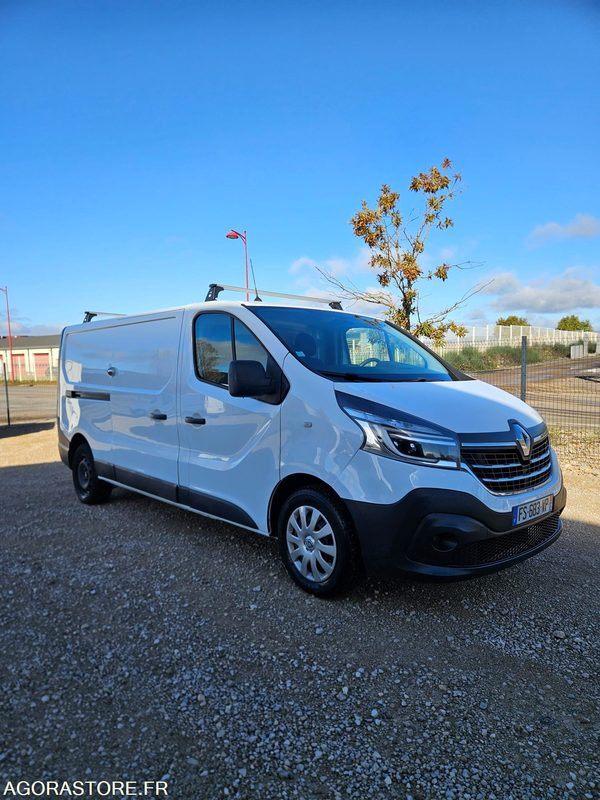 RENAULT TRAFIC 2.0 DCI 120 L2H1 - 2020 - 67800km - Товарно комбе: слика 2 RENAULT TRAFIC 2.0 DCI 120 L2H1 - 2020 - 67800km - Товарно комбе: слика 2