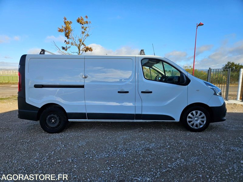 RENAULT TRAFIC 2.0 DCI 120 L2H1 - 2020 - 67800km - Товарно комбе: слика 3 RENAULT TRAFIC 2.0 DCI 120 L2H1 - 2020 - 67800km - Товарно комбе: слика 3