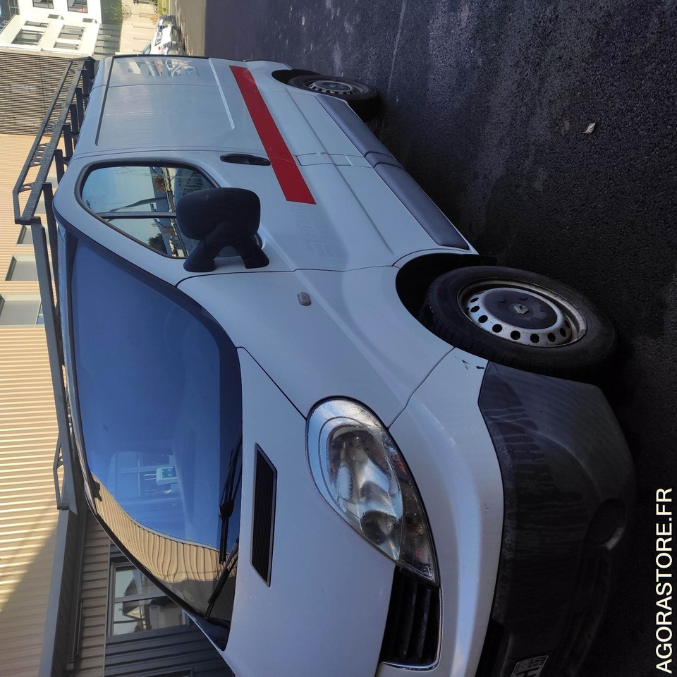 RENAULT - TRAFIC - 2012 / 213372 KMS (CA-930-LH) - Товарно комбе: слика 2 RENAULT - TRAFIC - 2012 / 213372 KMS (CA-930-LH) - Товарно комбе: слика 2