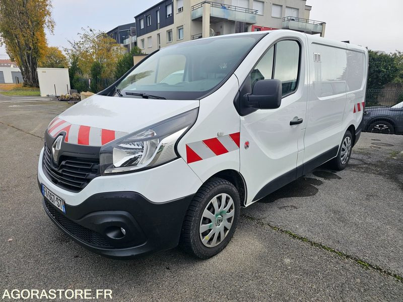 RENAULT TRAFIC - 2018 - 173355KM - FA667ST - Товарно комбе: слика 1 RENAULT TRAFIC - 2018 - 173355KM - FA667ST - Товарно комбе: слика 1