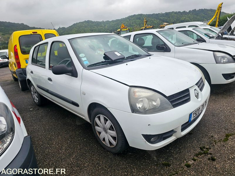 Renault Clio - 2007 - 301706km - 1920ZN76 - Автомобил: слика 2 Renault Clio - 2007 - 301706km - 1920ZN76 - Автомобил: слика 2