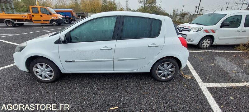 Renault Clio - 2011 - Автомобил: слика 3 Renault Clio - 2011 - Автомобил: слика 3