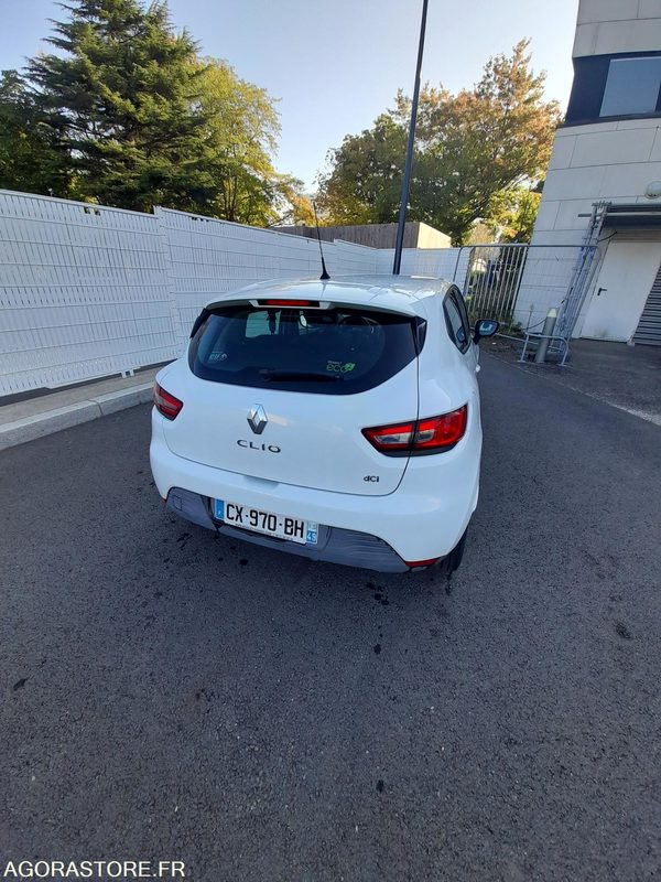 Renault - Clio - 2013 - 160098KM - Автомобил: слика 3 Renault - Clio - 2013 - 160098KM - Автомобил: слика 3