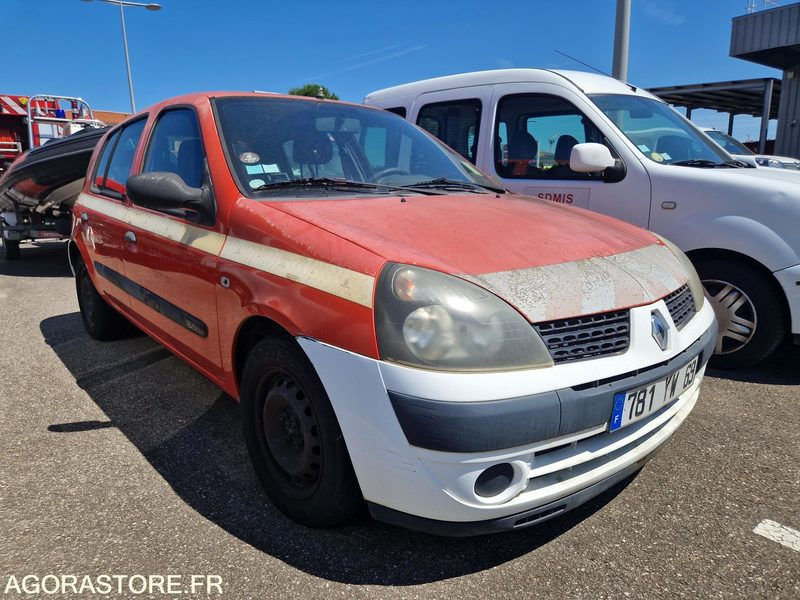 Renault Clio - 781YW69 - Автомобил: слика 2 Renault Clio - 781YW69 - Автомобил: слика 2