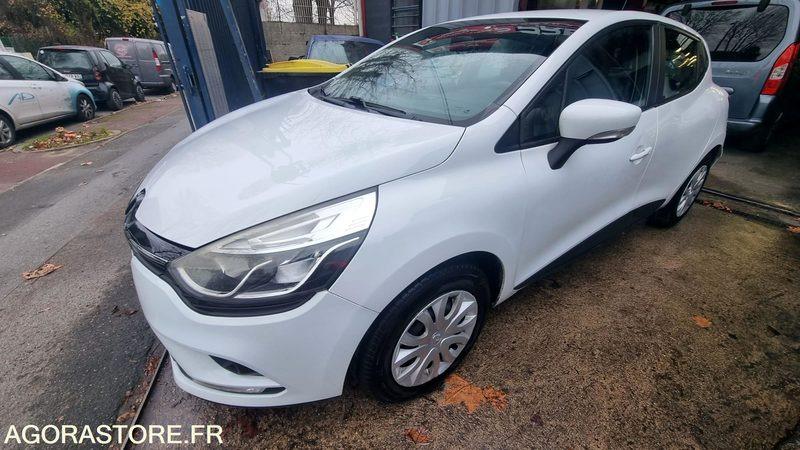 Renault Clio IV Société 2016 - 296 379 km - Автомобил: слика 2 Renault Clio IV Société 2016 - 296 379 km - Автомобил: слика 2