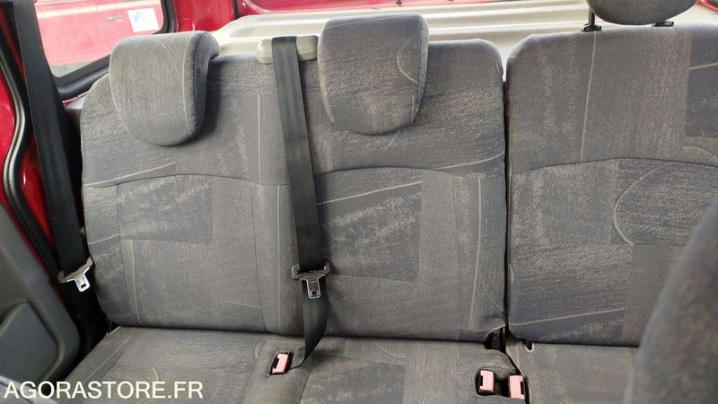 Renault Kangoo - 2004 - 5403QK11 - Мало комбе: слика 3 Renault Kangoo - 2004 - 5403QK11 - Мало комбе: слика 3