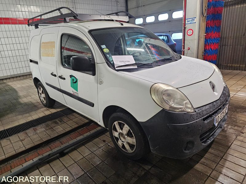 Renault Kangoo - 2009 - 39018kms - AD 375 AP - Мало комбе: слика 2 Renault Kangoo - 2009 - 39018kms - AD 375 AP - Мало комбе: слика 2