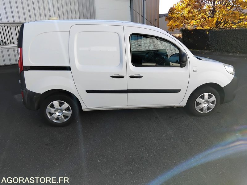 Renault Kangoo - Мало комбе: слика 5 Renault Kangoo - Мало комбе: слика 5