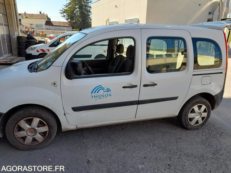 Renault Kangoo - Мало комбе: слика 4 Renault Kangoo - Мало комбе: слика 4