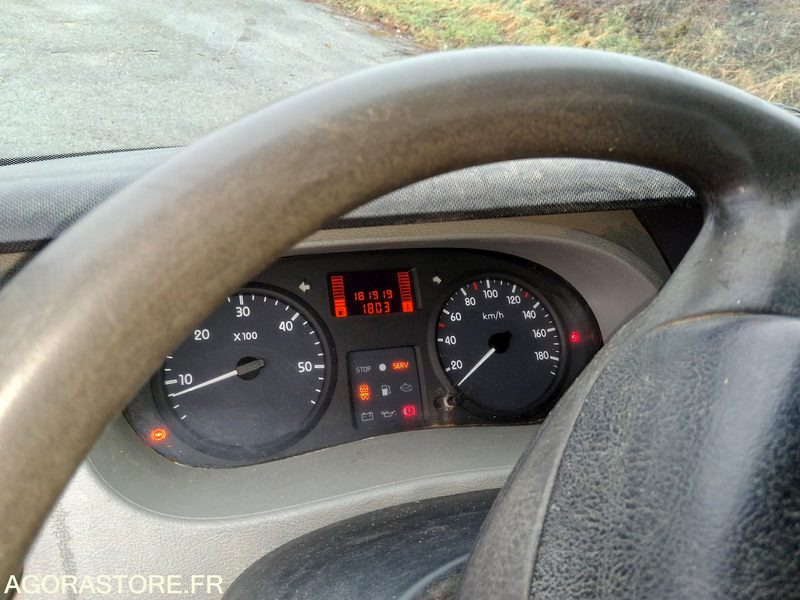 Renault Master 120 DCI - Комби кипер: слика 4 Renault Master 120 DCI - Комби кипер: слика 4