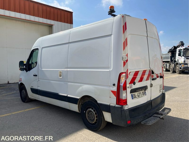 Renault - Master - 2014 - 295483kms (P1511343) - Товарно комбе: слика 4 Renault - Master - 2014 - 295483kms (P1511343) - Товарно комбе: слика 4