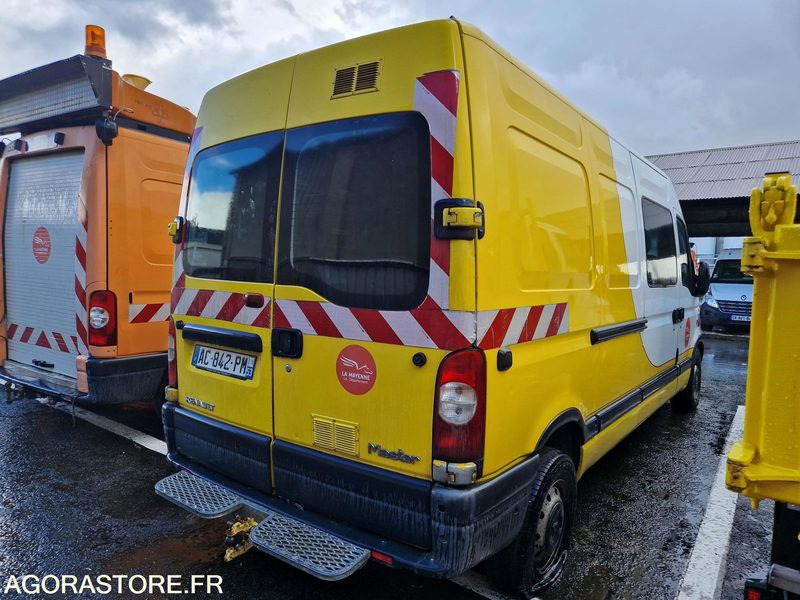 Renault Master - 294395- 2009- AC842PM - Товарно комбе: слика 4 Renault Master - 294395- 2009- AC842PM - Товарно комбе: слика 4