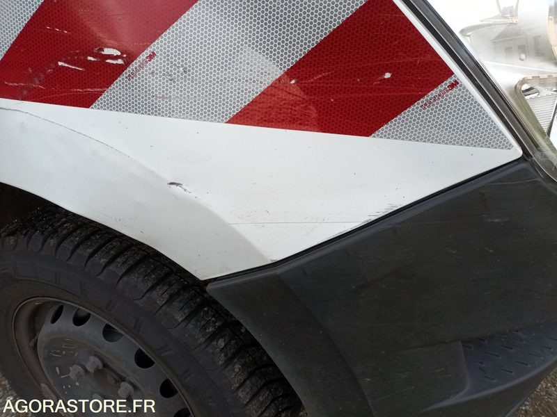 Renault Master 7 places  179 427 kms - Товарно комбе: слика 4 Renault Master 7 places  179 427 kms - Товарно комбе: слика 4