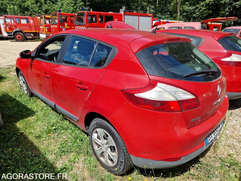 Renault Megane - 2011 - 189868 - BX635NP - Автомобил: слика 4 Renault Megane - 2011 - 189868 - BX635NP - Автомобил: слика 4