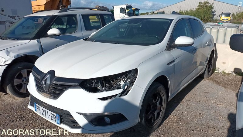 Renault Megane - 2019 - 201488kms - FH-211-ER - Автомобил: слика 2 Renault Megane - 2019 - 201488kms - FH-211-ER - Автомобил: слика 2