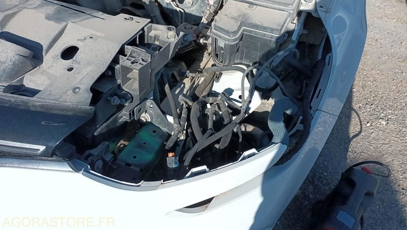 Renault Megane - 2019 - 201488kms - FH-211-ER - Автомобил: слика 4 Renault Megane - 2019 - 201488kms - FH-211-ER - Автомобил: слика 4