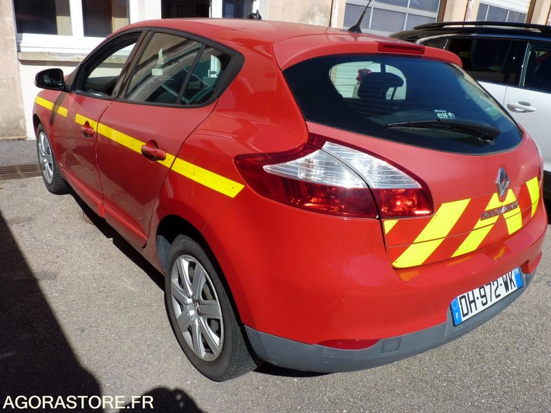 Renault Mégane - Автомобил: слика 2 Renault Mégane - Автомобил: слика 2