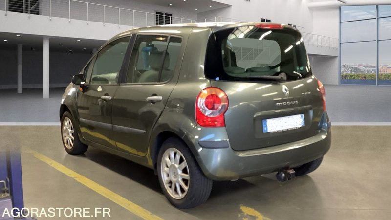 Renault Modus 1.6 16V LUXE PRIVILÈGE - Автомобил: слика 4 Renault Modus 1.6 16V LUXE PRIVILÈGE - Автомобил: слика 4