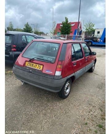 Renault R5 - Хечбек: слика 4 Renault R5 - Хечбек: слика 4
