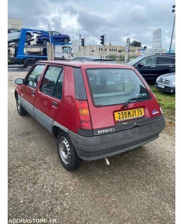Renault R5 - Хечбек: слика 3 Renault R5 - Хечбек: слика 3